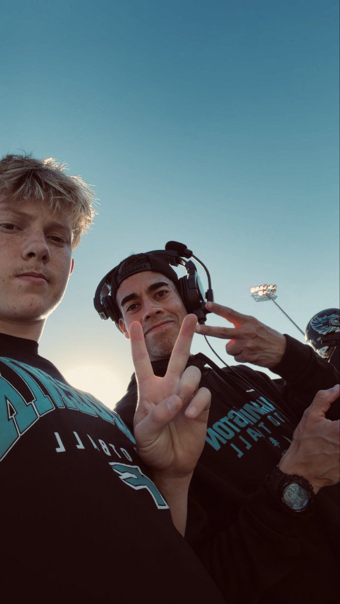 c_bangs's tweet image. It Was A Busy Week With A lot Of Late Nights. All Worth It For The “W” 🤝 ✅ 

@FHS_PHOEN1X 

#ONE #PlayersCoach #DFO