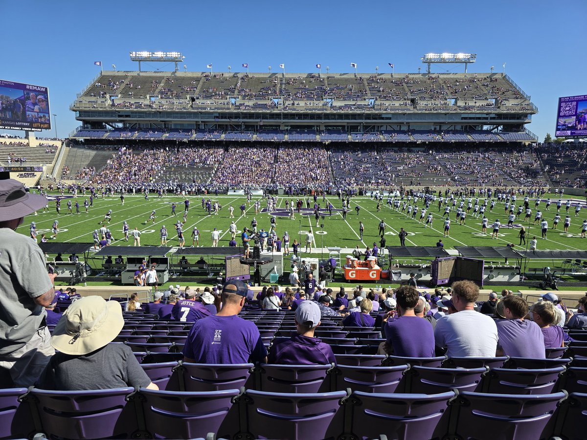 the_realcaleb's tweet photo. @Stanimal032 My seats today https://t.co/x0LEy7nPGH