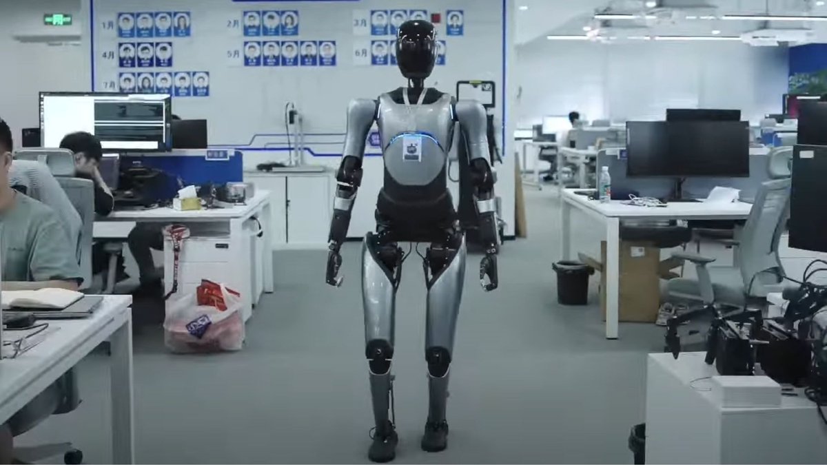 EricCLFung's tweet image. If @peaq does a relationship with Agibot that is about to IPO in web2, then it might blast off it&apos;s robot activity and real life usage of Blockchain machine IDs 

Build it at the manufacturing source