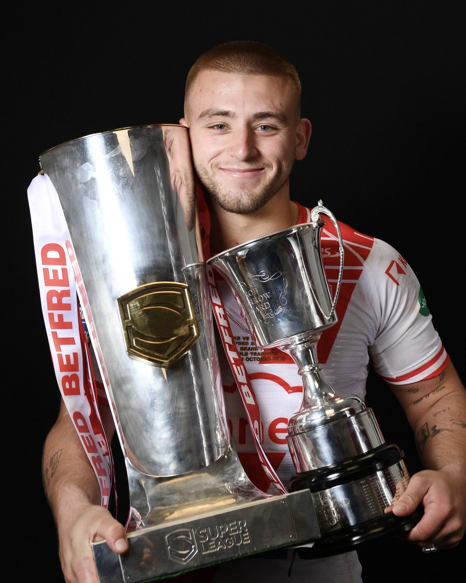hullkrofficial's tweet image. Your 2025 Rob Burrow Award Winner, Mikey Lewis 👏❤️

#UpTheRobins🔴⚪️