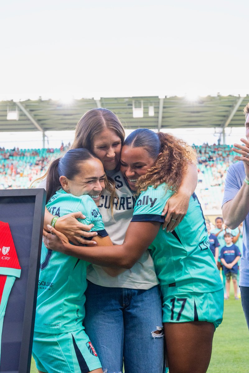 thekccurrent's tweet image. A retirement ceremony moment for @Mal_Weber16 ❤️

A member of this club since its inaugural season, Mal  will now serve as an assistant coach for Kansas City Current II and a Manager of Soccer Development.