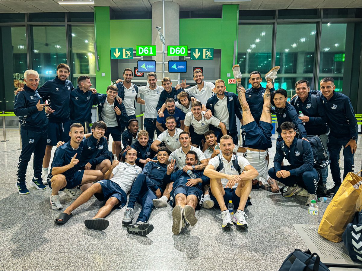 ✈️ Última trucada pels viatgers de l’últim minut 😏

#AlgecirasEuropa #1RFEF