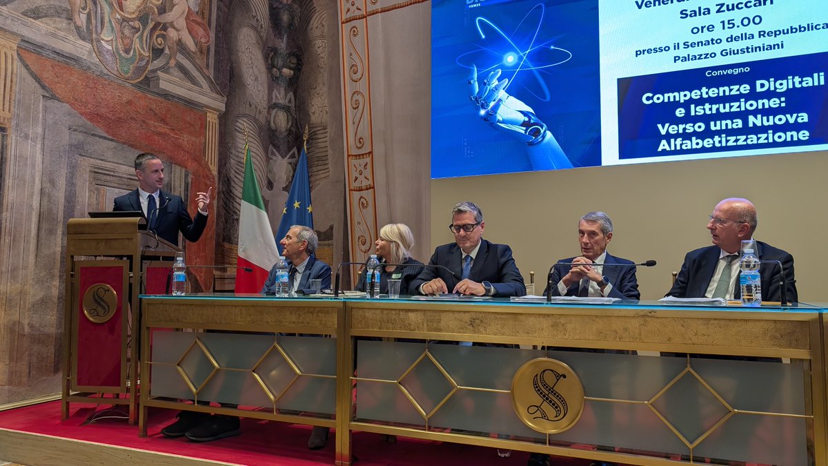 Felice di prendere la parola ieri al 𝗦𝗲𝗻𝗮𝘁𝗼 𝗱𝗲𝗹𝗹𝗮 𝗥𝗲𝗽𝘂𝗯𝗯𝗹𝗶𝗰𝗮 - Sala Zuccari, all'evento di presentazione del <a href="/DIGITALmeet/">DIGITALmeet</a> 2025, con Senatore <a href="/AntonioDePoli/">Antonio De Poli</a>
Sottosegretario <a href="/abarachini/">Alberto Barachini</a>, <a href="/giannipotti/">Gianni Potti</a>, Carla Pampaloni, <a href="/giannidalpozzo/">Gianni Dal Pozzo</a> , Prof. Alessandro Sperduti