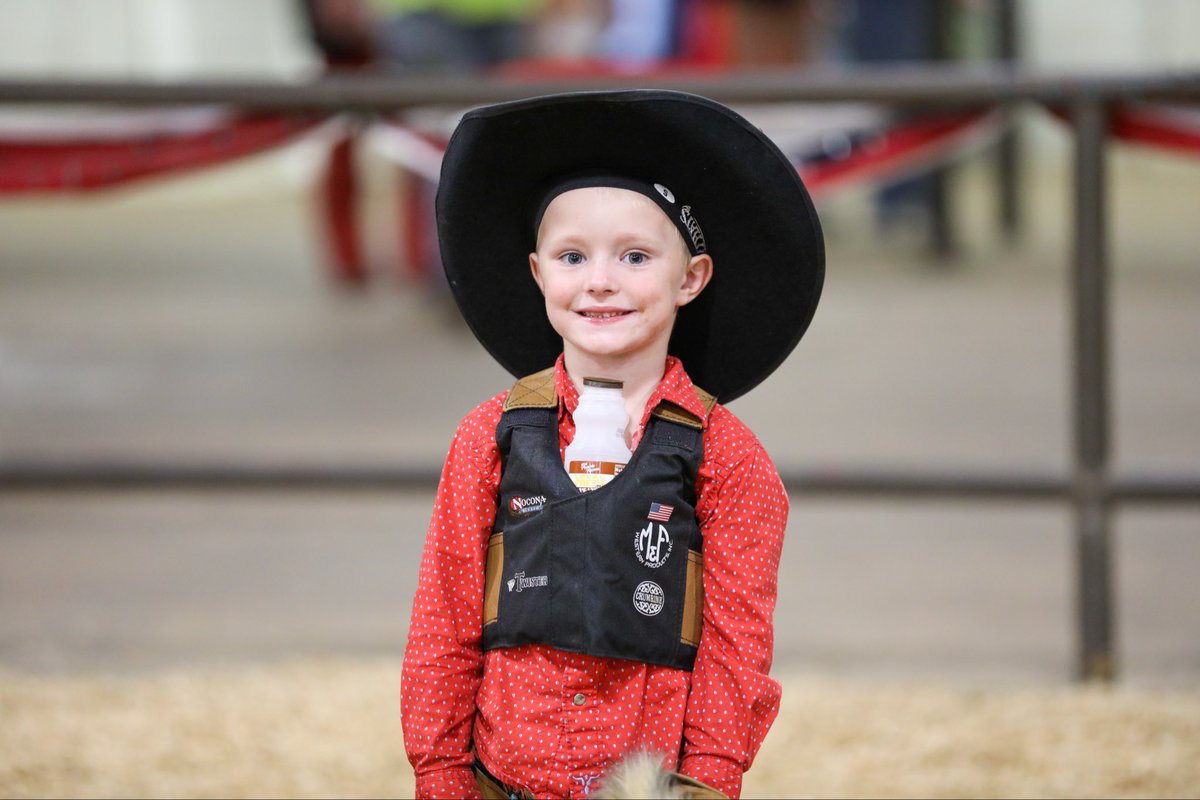 MSStateFair's tweet image. 🏆🐮 Congrats to Carl Taylor of Booneville—winner of the 2025 Commissioner’s Production Cup! His Jersey cow, TJF Miami Kate 1718, produced 25,045 pounds of milk last lactation. Pictured with Brian Perry, Chief of Staff for the Mississippi Department of Agriculture and Commerce.