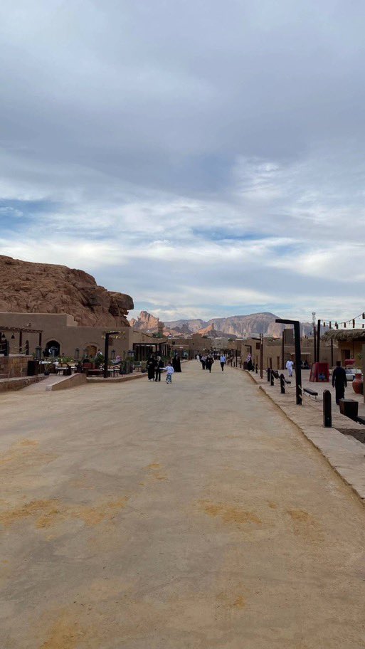 rain_1133's tweet image. بينما أنت تستمتع بنسمات شتائها الجميلة المنعشة #العلا تحكي لك قصص حضاراتها القديمة العريقةالتي خلّدها لنا التاريخ 🇸🇦♥️