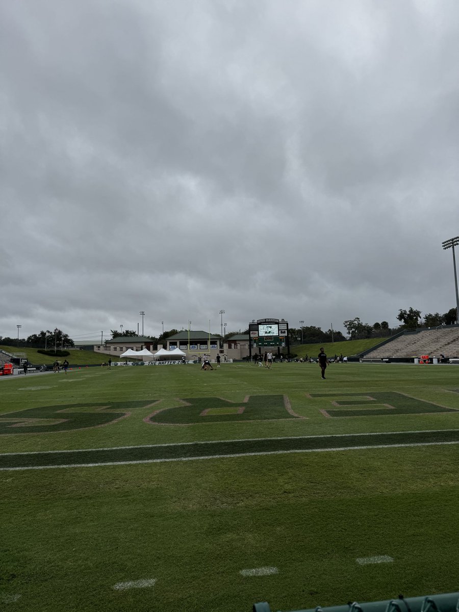 CaitlynSoroka's tweet image. Had a great game day visit and got to see a great win at @StetsonFootball! Thank you to @Coach_Denson863 and @CoachHSimmons for having me! @TigersAndrew @Dr_NickGarrett @Dcanes40Lucas @CoachRaw_ @CoachLeeIV @CoachGiugliano @AneusR @CoachBWalk15