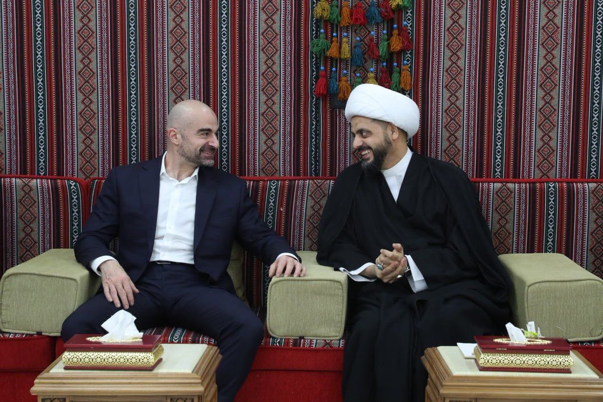 الشيخ الامين يستقبل السيد بافل طالباني رئيس الاتحاد الوطني الكردستاني.

استقبل الأمين العام لحركة عصائب أهل الحق، سماحة الشيخ قيس الخزعلي، رئيس الإتحاد الوطنيّ الكردستاني السيد بافل طالباني. وجرى خلال اللقاء بحث الأوضاع السياسية العامة في البلاد، والتحديات التي تواجه العملية