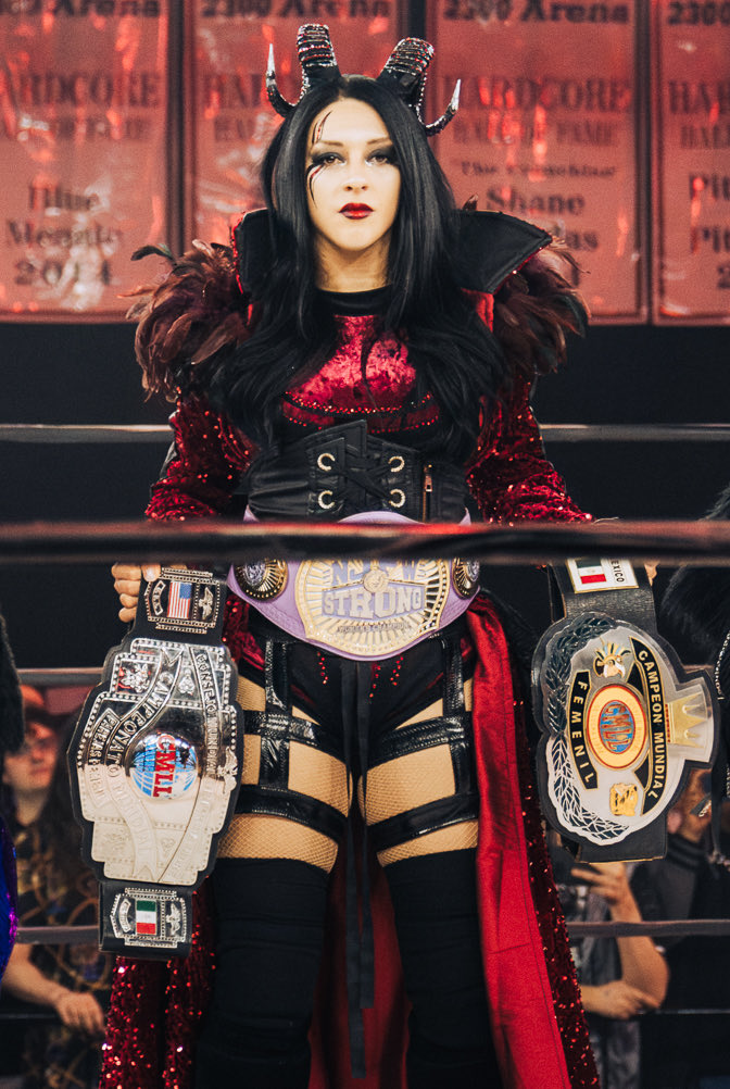 BiancasLemon's tweet image. She’s just built like that