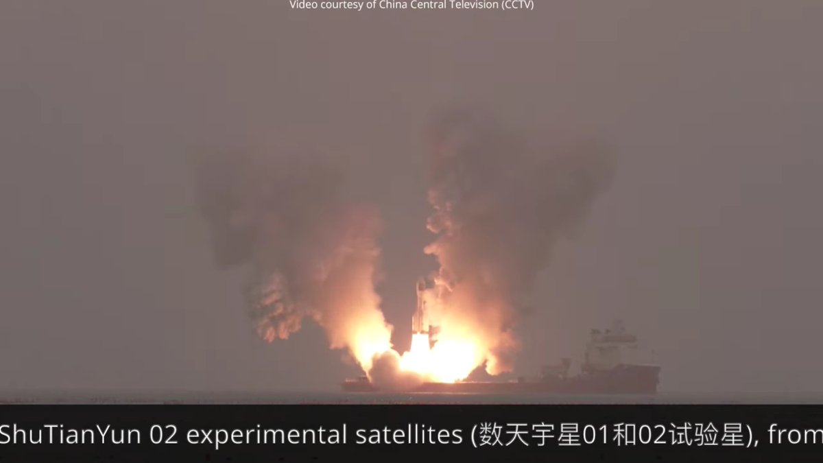 Txifliti's tweet photo. Atzo #Soyuz5 suziriaren lehen etaparen proba egin zen.
Gauean, Orienspace enpresaren #Gravity1 Y2 suziria jaurti da 3 sateliterekin.
Wang Chun-ek, #Fram2 misioa finantzatu zuenak, Artizarra-Marte-Fobos eta Deimos hegaldi bat egin nahi du Starship batekin 2034an.
#Espazioa https://t.co/BwB0zH3Rnu