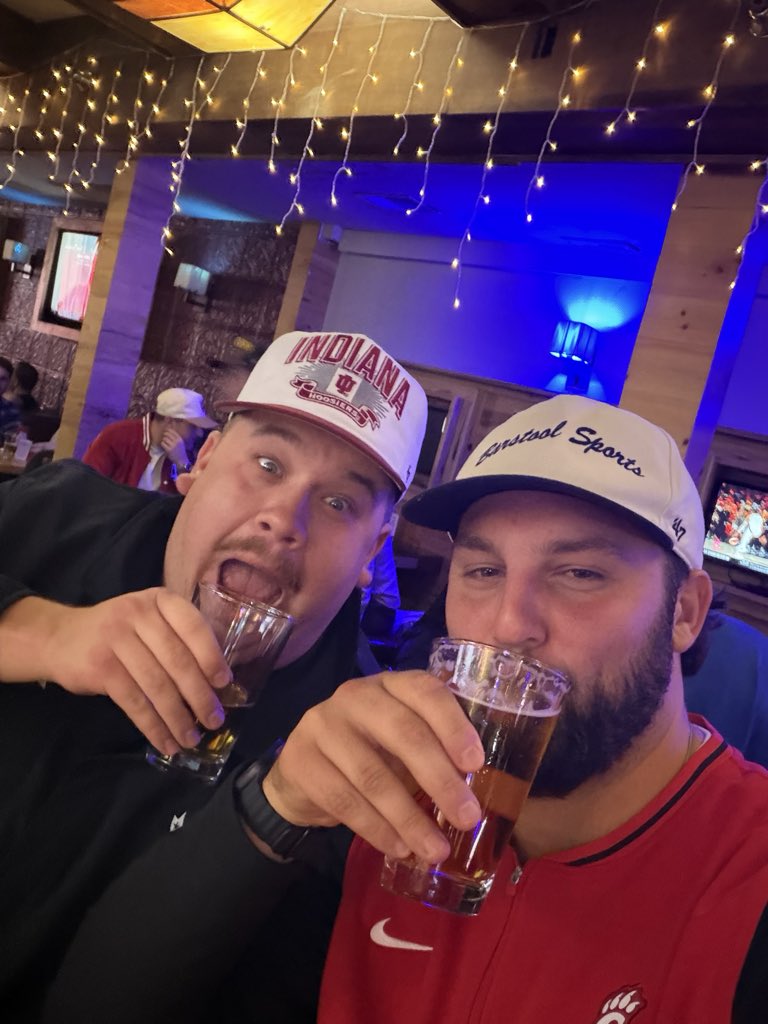 danabeers's tweet image. Hahahahahahahahah