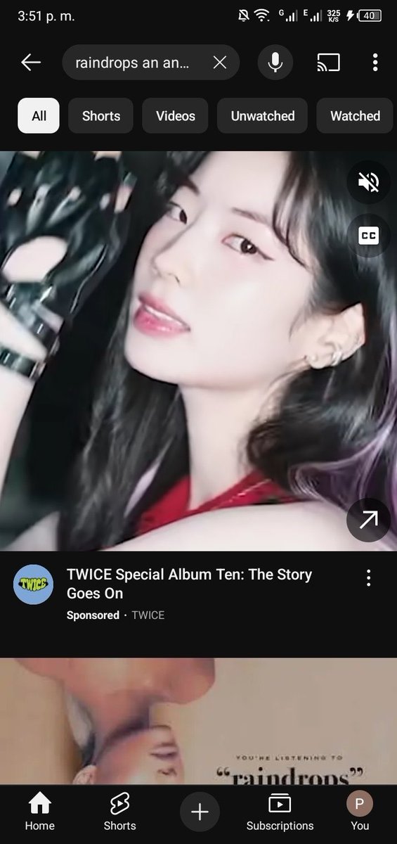 Jenniewars's tweet image. Breaking news: TWICE is using ads on YouTube to inflate their views, despite ONCEs claiming it’s unpromoted 😭