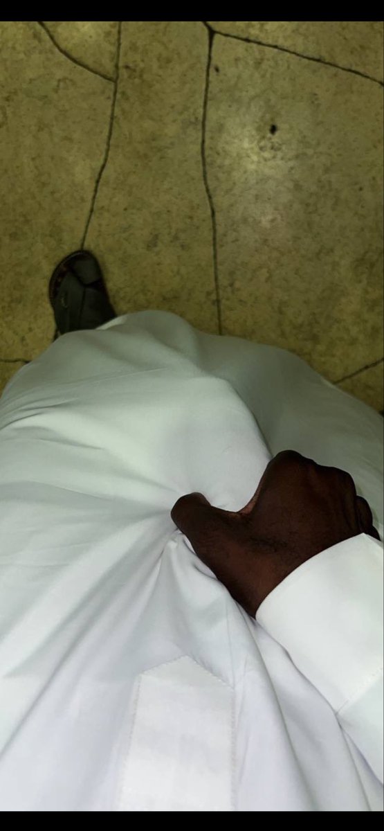 iii60xxx's tweet image. صباح الخيـر🙂👍🏿..

#ديوت_بدوي 
#الحب_في_نظرك_هو