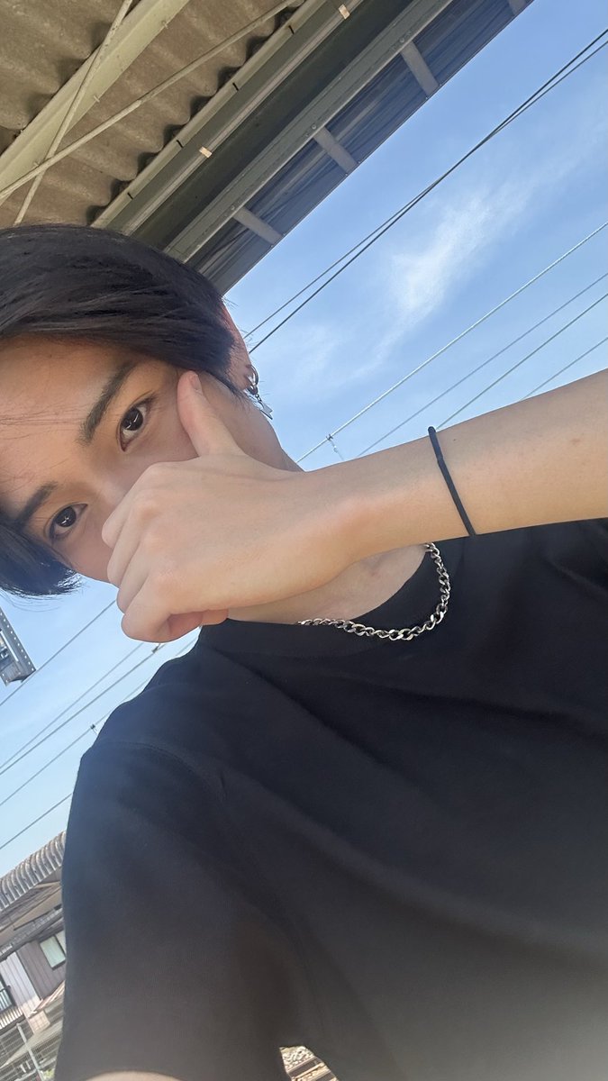 clx9_q's tweet image. #h19  #fyp