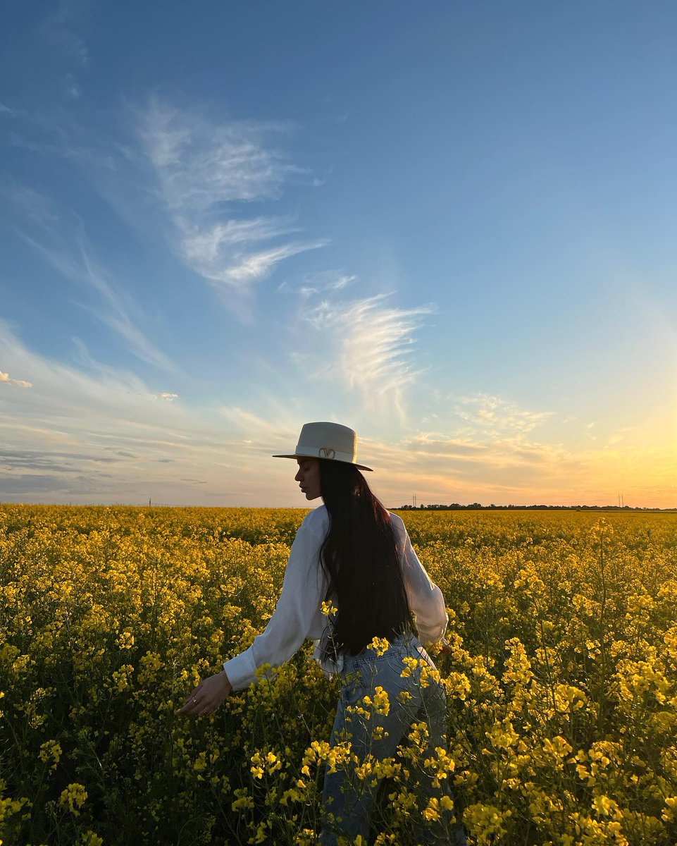 IreneOptimistic's tweet image. Don&apos;t waste today worrying about tomorrow. Where you are tomorrow depends on what you do today, how you do it, and how well you do it.