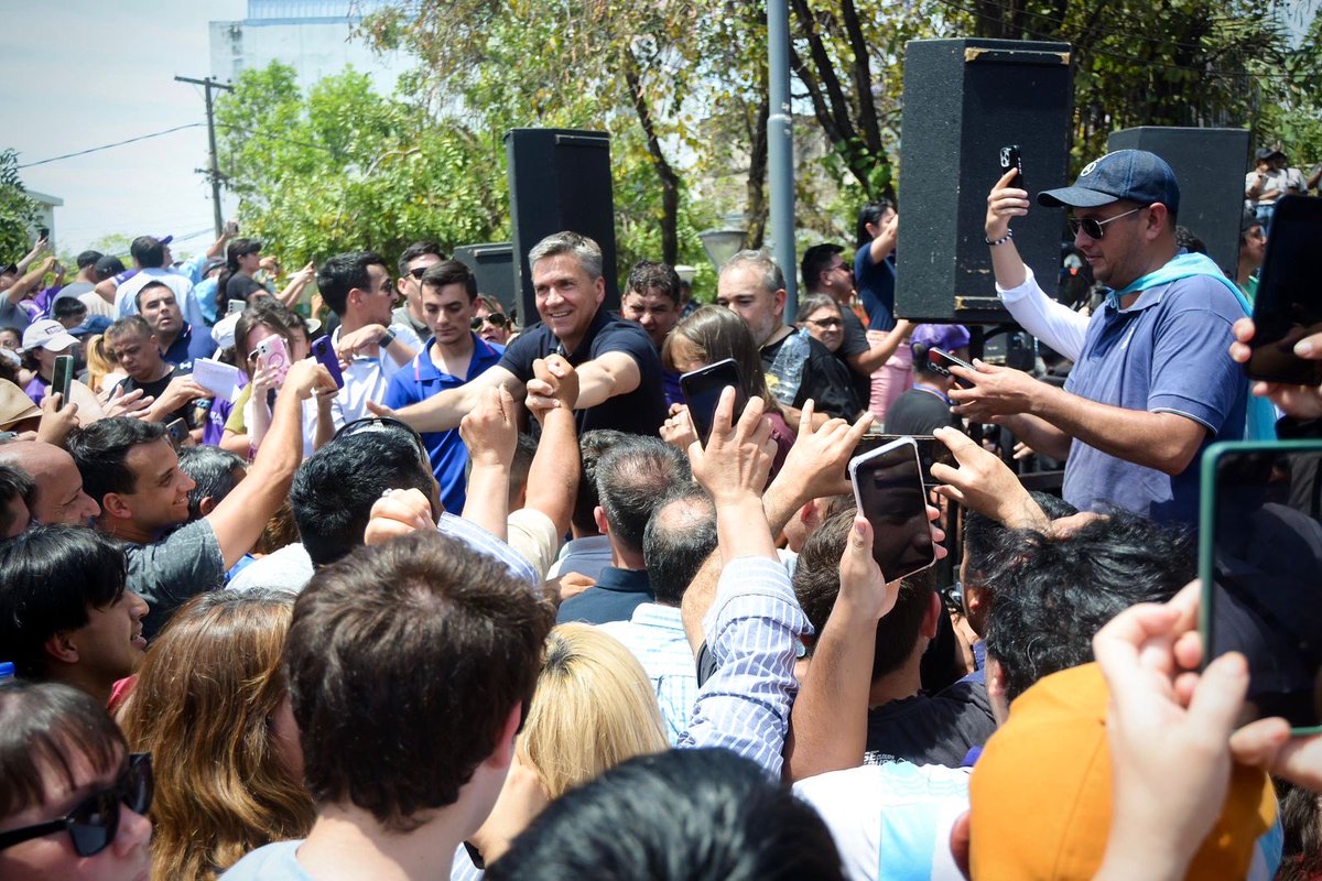 LeandroZdero's tweet photo. El Presidente en Chaco.
Este 26 de octubre, es con la #Lista503, color violeta. https://t.co/nBGAjk1a8U
