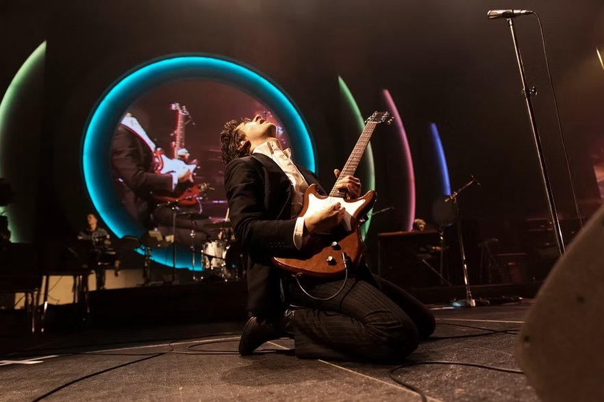 mira lo q es esta foto tenes que cerrar el estadio