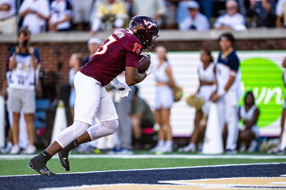 HokiesFB's tweet photo. SHOW EM @JaRicous ‼️

#ThisIsHome https://t.co/zNMXxlpKIU