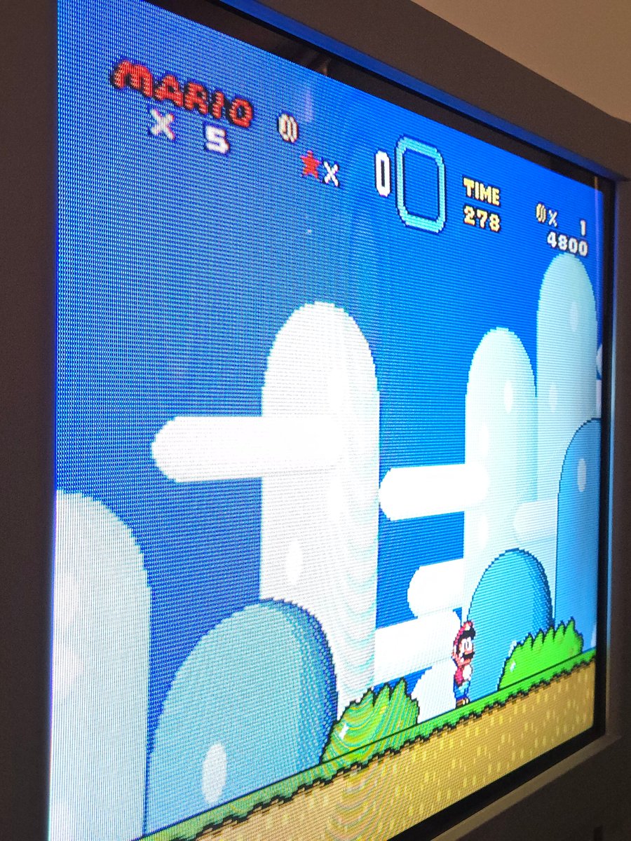 XRPee1983's tweet image. In love with my new 27&quot; JVC AV-27F476 i&apos;Art hooked up to my Snes with S-Video (scanlines) 💙

#snes #mariobros #supermario #crt #tv #retrogames