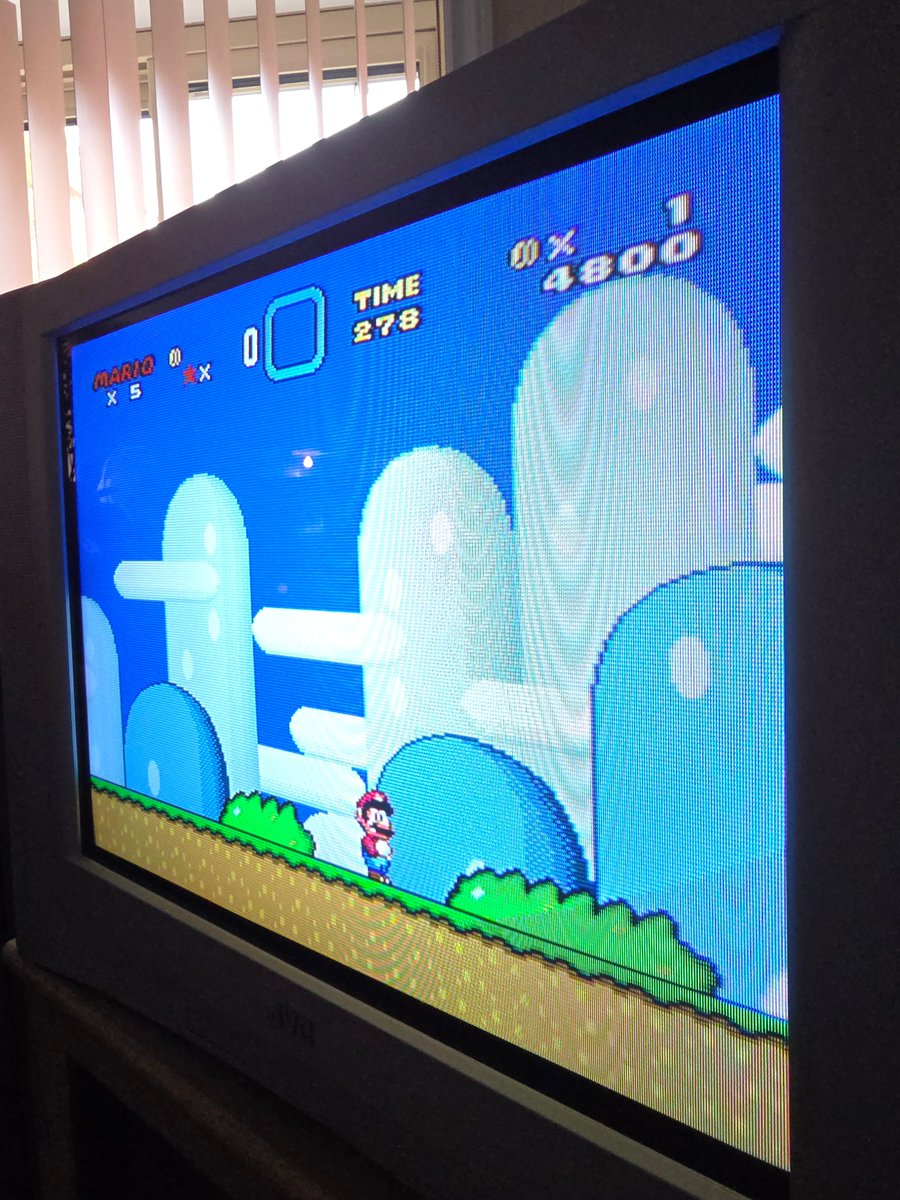 XRPee1983's tweet image. In love with my new 27&quot; JVC AV-27F476 i&apos;Art hooked up to my Snes with S-Video (scanlines) 💙

#snes #mariobros #supermario #crt #tv #retrogames