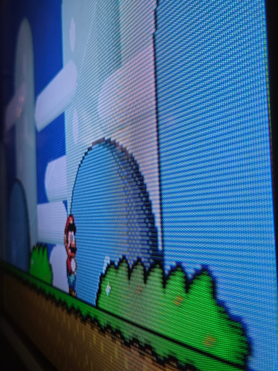 XRPee1983's tweet image. In love with my new 27&quot; JVC AV-27F476 i&apos;Art hooked up to my Snes with S-Video (scanlines) 💙

#snes #mariobros #supermario #crt #tv #retrogames