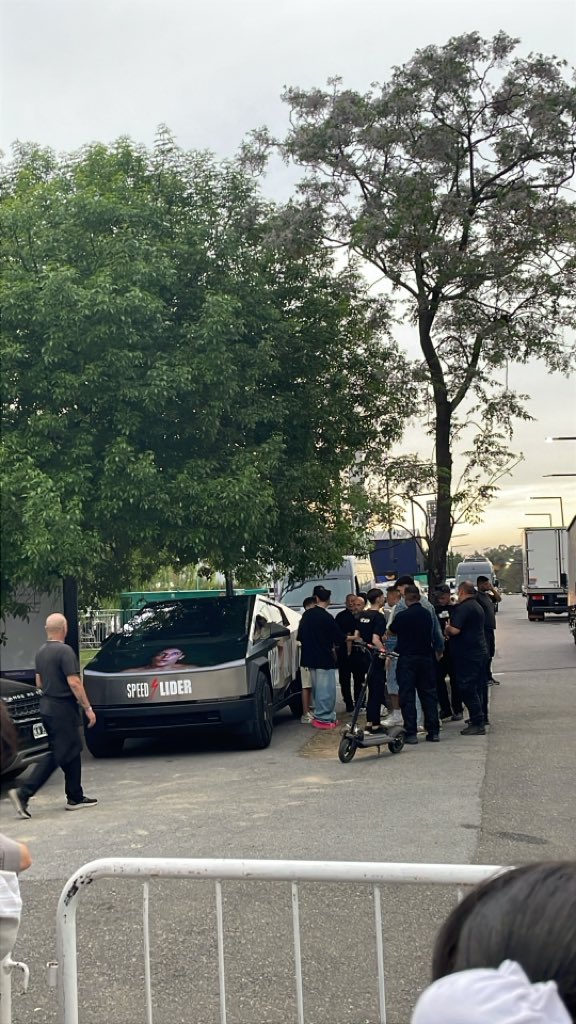 Coscu_Splinter's tweet image. Se vienee el 2do día de AGS ya llegó Coscu 🔥