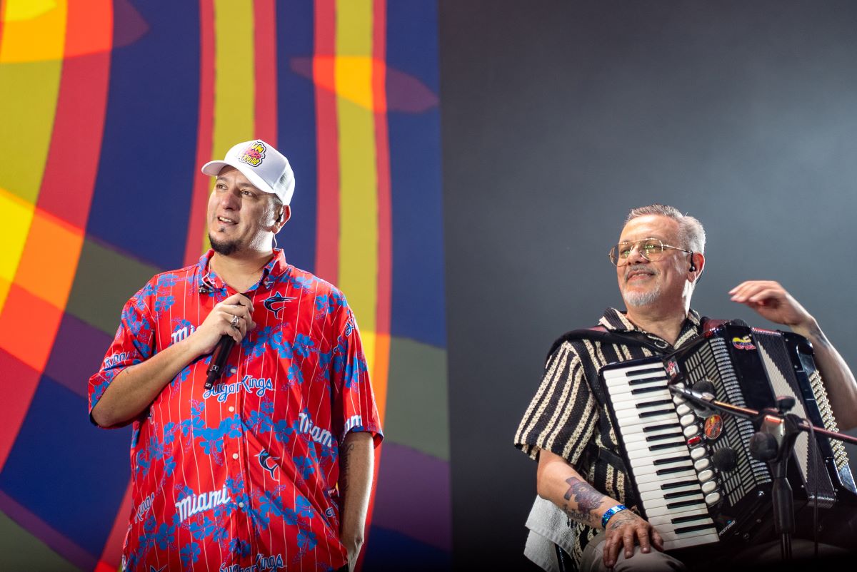 📌 #Unpocoderuido encendió el #Metropolitano de #Rosario 
<a href="/dosdosunoprensa/">Dosdosuno Prensa 🌸</a> <a href="/veropalacios221/">VeroPalacios 🌸</a> <a href="/UnPocoDeRuido/">Un Poco De Ruido 🤏</a> 

La info 👉: versionrosario.com.ar/un-poco-de-rui…