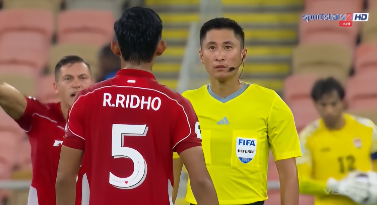 Ultrame39702928's tweet image. #antiVAR!!!