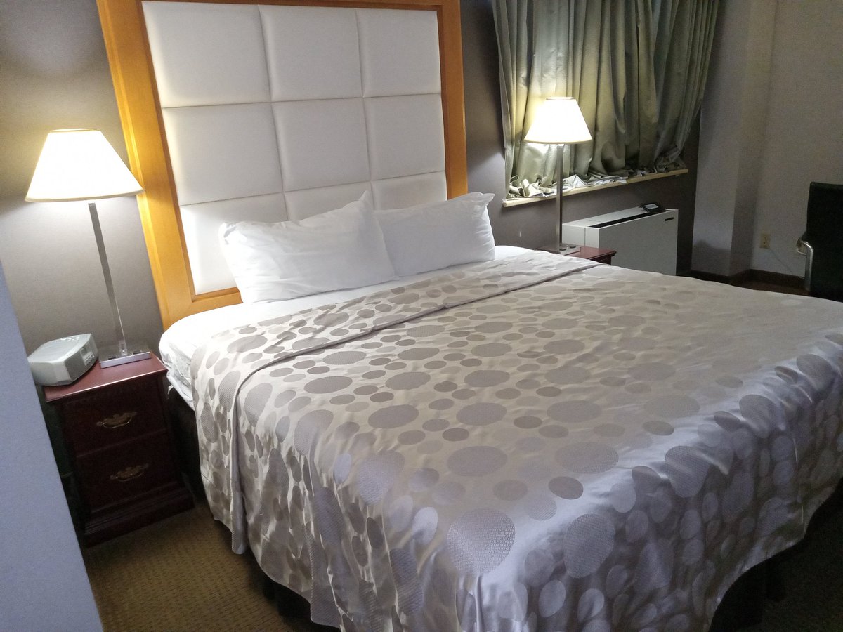 October 11 2025 Saturday my King suite today. Tim Hortons for breakfast. A&amp;W Teen Burger combo for dinner. Pop Chocolate Bar for Vancouver Canucks at Edmonton Oilers tonight. 🙂🍔🍩🧃🧁🧃🍔🍟🥤🍫🥅🏒