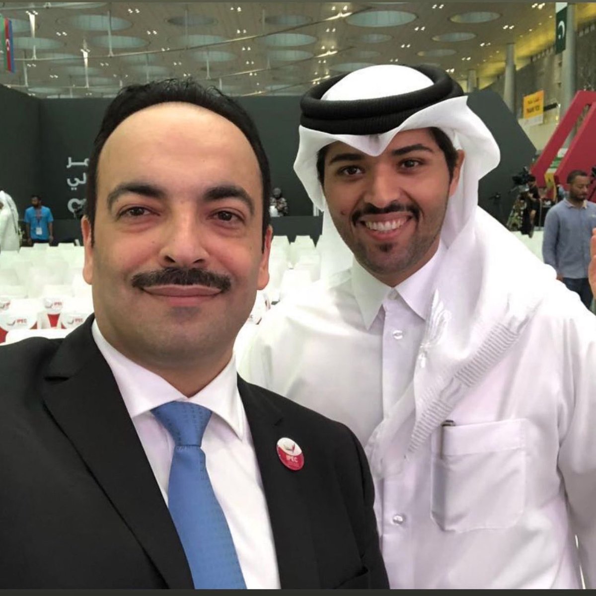 رحمك الله اخي الشيخ سعود بن ثامر. آخر تواصل بيننا كان يوم الأربعاء ، لم أتخيل أن أتلقى خبر رحيلك المفاجىء.. كنت َرجلا متواضعا ، مؤدبا ، بشوشا وحريصا على التواصل الطيب معي سواء خلال لقائي بك بتغطياتي أو في مناسبات أخرى . 
خالص التعازي لأسرة آل ثاني الكرام ، إنا لله وإنا إليه