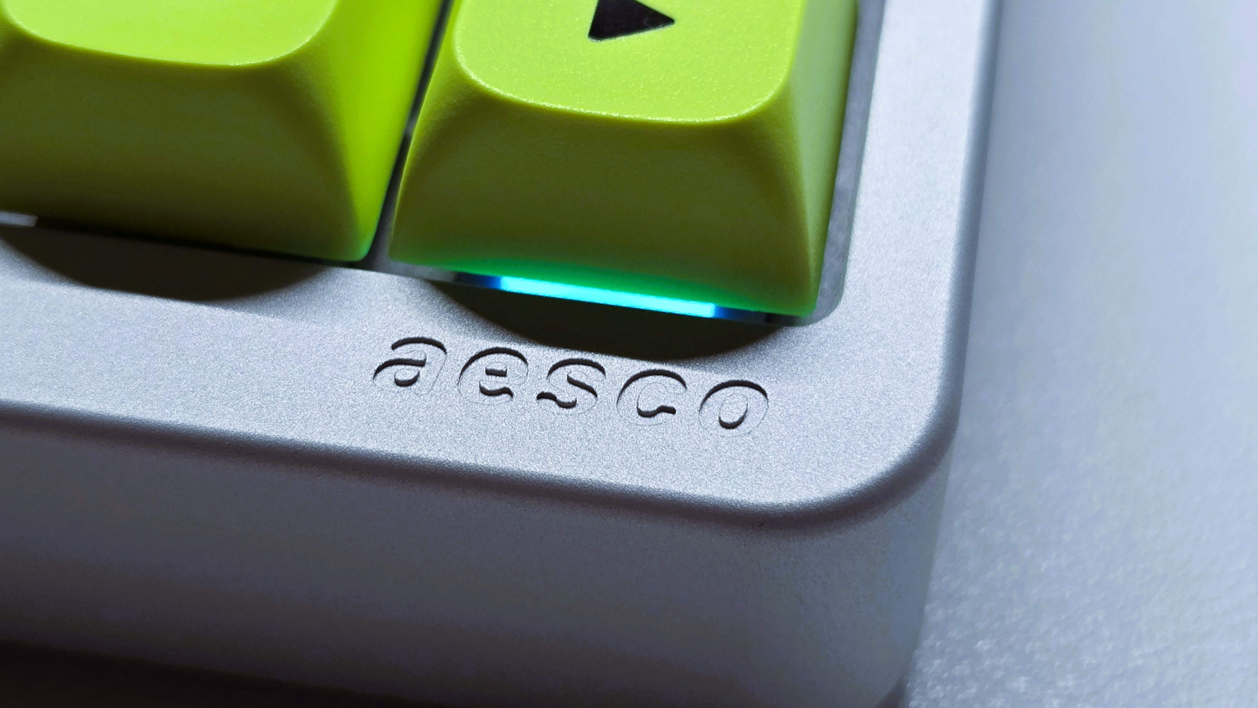 ❤大迫力＆臨場感溢れる3D立体ステレオサラウンド♪❤最新最先端❣サウンドバー しじま アオ - EVERBLUES (@aoshijima) / X