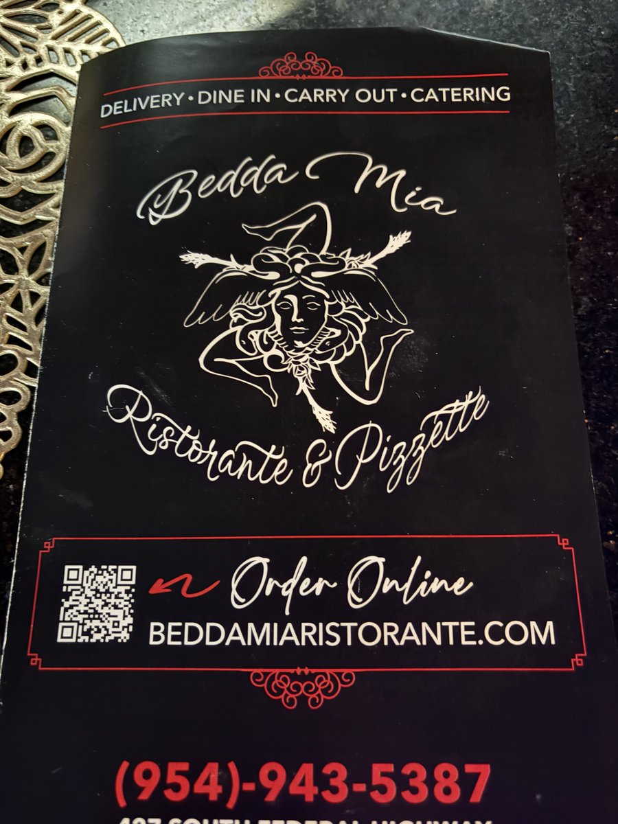 KitsieAnn's tweet image. Best place to get real pizza🍕🍕🍕🍕