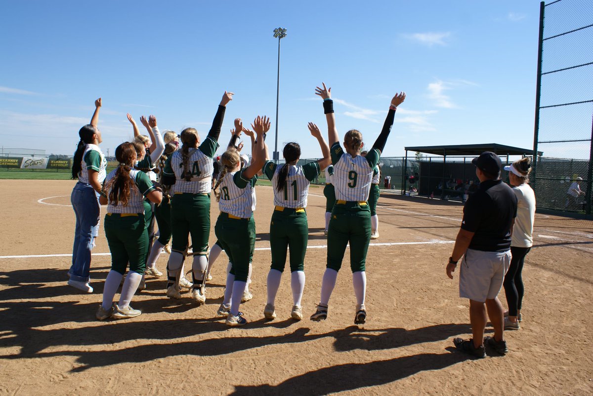 SurlyGinger75's tweet image. @KCStarsSoftbal1 defeats the Auburn Bulldogs 12-2 and 16-2 to win the C-5 District and punch their ticket to State on Wednesday!!!
It's been a crazy season, and these girls aren't done yet!
#KeepClimbing
#SendMe
💛💚LETS GO💚💛
