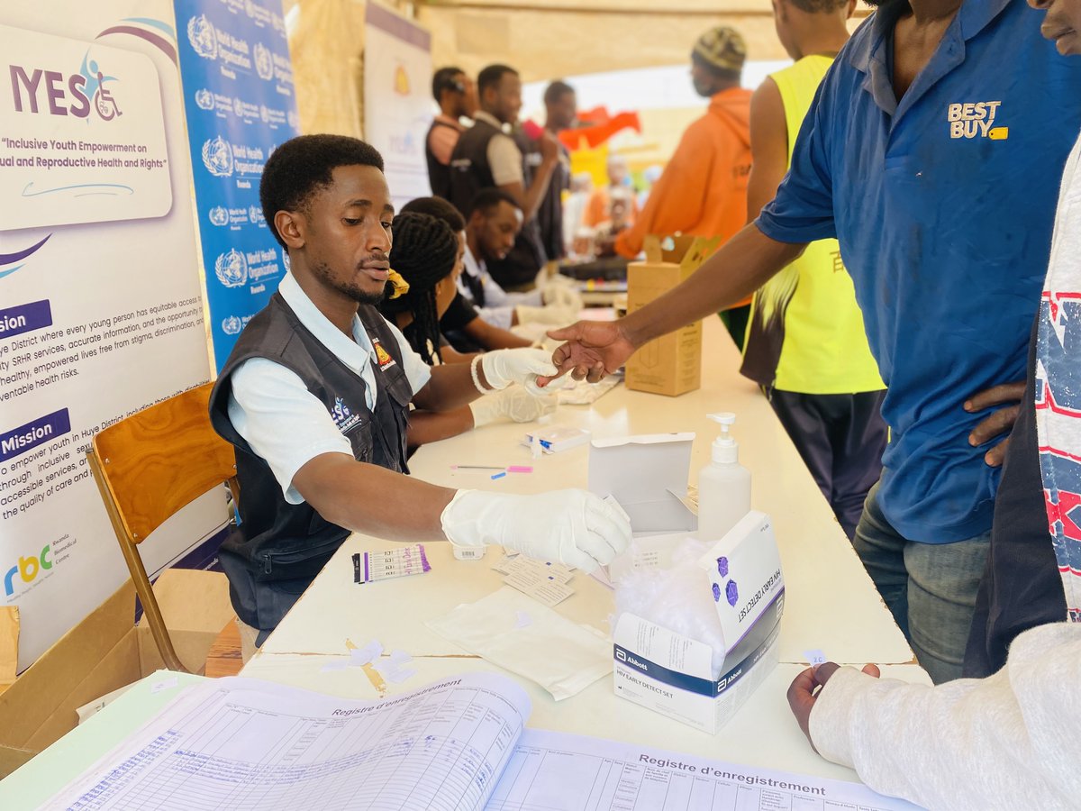 IyesYouthImpact's tweet photo. 📢|HIGHLIGHTS| 2️⃣
At #Matyazo, we continued offering free HIV testing, #SRHR sensitization, and condom distribution, reaching even more youth.
Our volunteers led open discussions on safe practices and gender equality, making SRHR learning practical and relatable.
#SayYesToIyes https://t.co/Qo7KwnGH2d