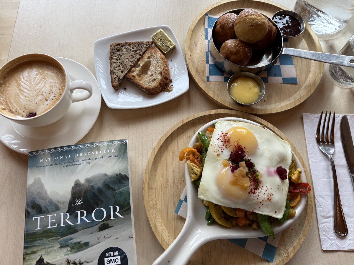 this morning i walked 4.2 miles and had pytt i panna for brunch