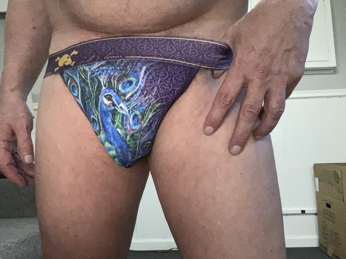 jsluvr's tweet photo. #Jocktober 11   Love Skull &amp; Bones jocks.  

#jockstrap https://t.co/PTY0wcdhT0
