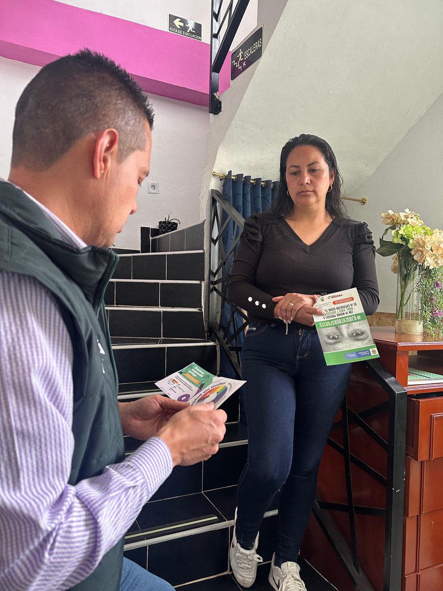 SecTurismoBoy's tweet photo. ✅El pasado 16 de septiembre la @SecTurismoBoy participó en la campaña "Tour violeta", liderada por la @SecSocialBoyaca , donde se contó con la compañía de la Policía de Turismo y de Infancia y Adolescencia de Tunja. https://t.co/XsqYhz2O1A