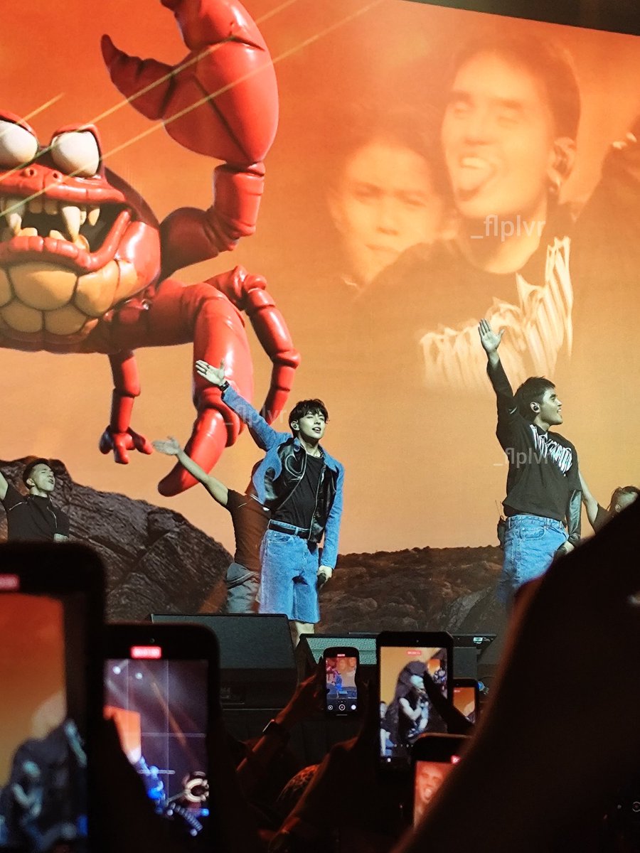 _flplvr's tweet image. pogiii ni jahhh t,t tas si pins sa screen 😭😭😭
SB19 BEDAZZLES DUBAI
@SB19Official #SB19 #SB19_JUSTIN #sb19_PABLO
#SaWWorldTourDubai