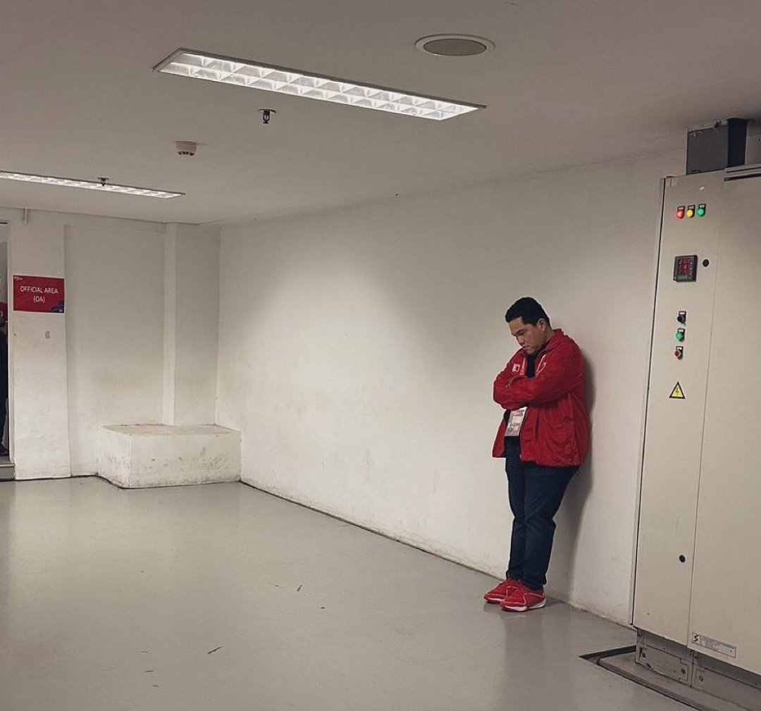 maxhlux's tweet image. Infokan pak menpora ini sekarang lagi nyender dimana?.
#KluivertOut