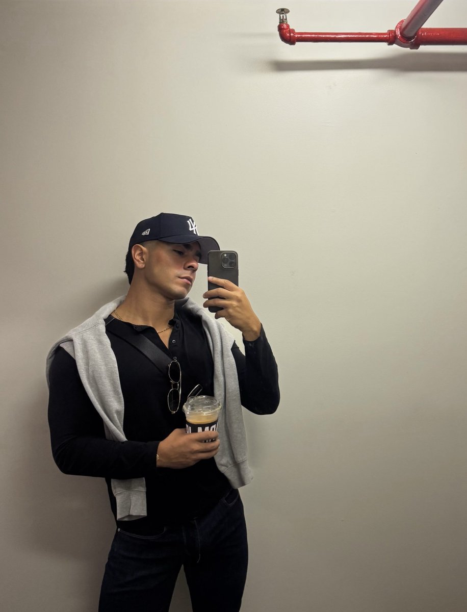 jo santiago tweet media