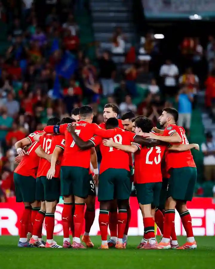 jes_jsj's tweet photo. Mais um passo dado! Vamos! 🇵🇹

#jes_jsj #WorldCupQualifier #CR7 #Portugal https://t.co/eMUFt6F0dH