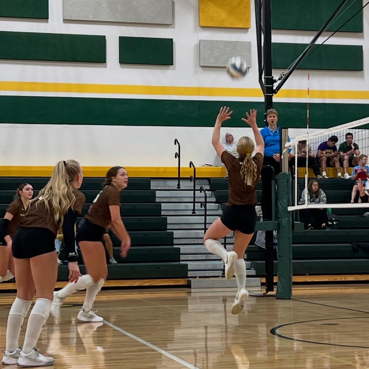 GCHSVolleyball1's tweet image. Congratulations to sophomore Josslynn George on reaching an incredible milestone today: 

⭐️ 1 0 0 0  A S S I S T S ⭐️

We are proud of you, BOSS! 

🔥⚒️🫡 #FORGED