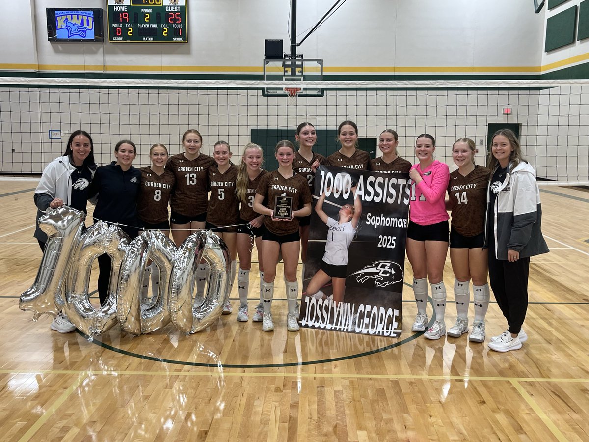 GCHSVolleyball1's tweet image. Congratulations to sophomore Josslynn George on reaching an incredible milestone today: 

⭐️ 1 0 0 0  A S S I S T S ⭐️

We are proud of you, BOSS! 

🔥⚒️🫡 #FORGED