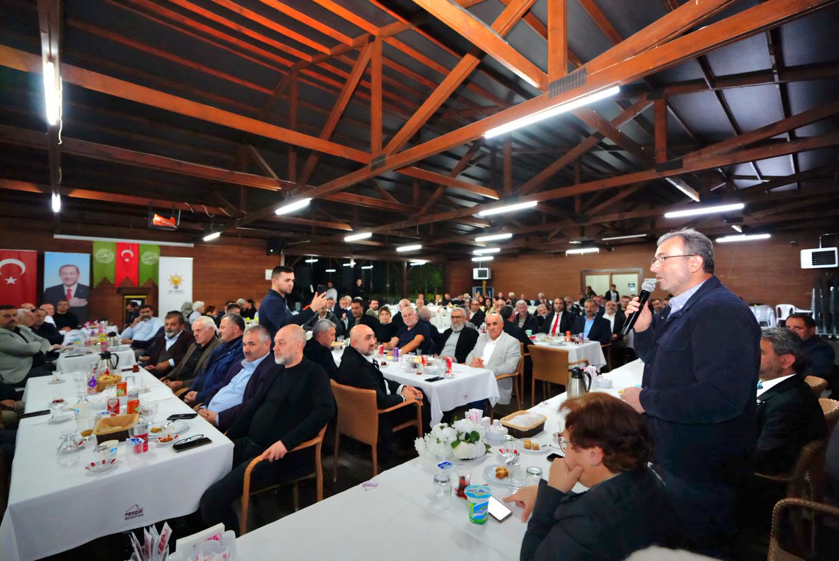 Sarikaya0zer's tweet image. Teşkilatımızla “Ahde Vefa Buluşması”nda Bir Araya Geldik
AK Parti Pendik İlçe Başkanlığı olarak, partinin kuruluşundan bugüne kadar görev yapmış
teşkilat mensuplarını onurlandırmak ve emeklerini yâd etmek amacıyla bir “Ahde Vefa
Buluşması” düzenledik. Kurnaköy Gençlik Kampı’nda…