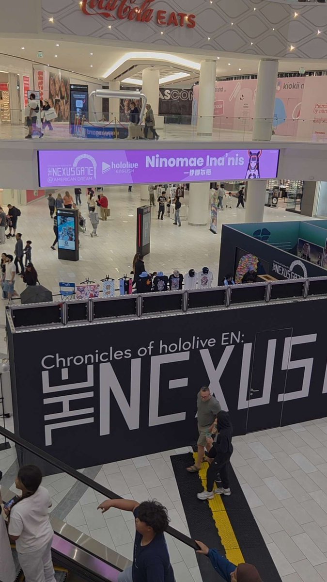 vxpyrs's tweet image. Went to nexus gate today and won my badge gacha for advent 😌

#holoPopNEXUS