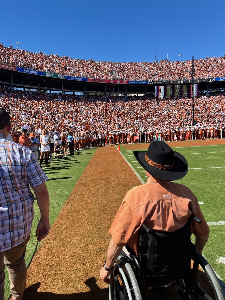 Greg Abbott tweet media