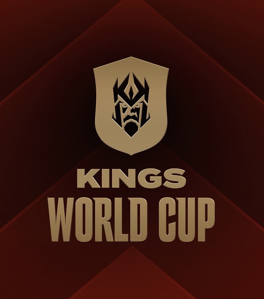 ActuFoot_'s tweet image. 🚨🚨 𝗟𝗔 𝗞𝗜𝗡𝗚𝗦 𝗟𝗘𝗔𝗚𝗨𝗘 𝗔𝗡𝗡𝗢𝗡𝗖𝗘 𝗦𝗢𝗡 𝗥𝗘𝗧𝗢𝗨𝗥 𝗘𝗡 𝗙𝗥𝗔𝗡𝗖𝗘 🇫🇷 𝗗𝗔𝗡𝗦 𝗟𝗘𝗦 𝗣𝗥𝗢𝗖𝗛𝗔𝗜𝗡𝗘𝗦 𝗦𝗘𝗠𝗔𝗜𝗡𝗘𝗦 ! ⏳

Avec une nouveauté : des sélections seront organisées 𝗮𝘂𝘅 𝟰 𝗰𝗼𝗶𝗻𝘀 𝗱𝗲 𝗹𝗮 𝗙𝗿𝗮𝗻𝗰𝗲 pour la Kings Word Cup :
▫…