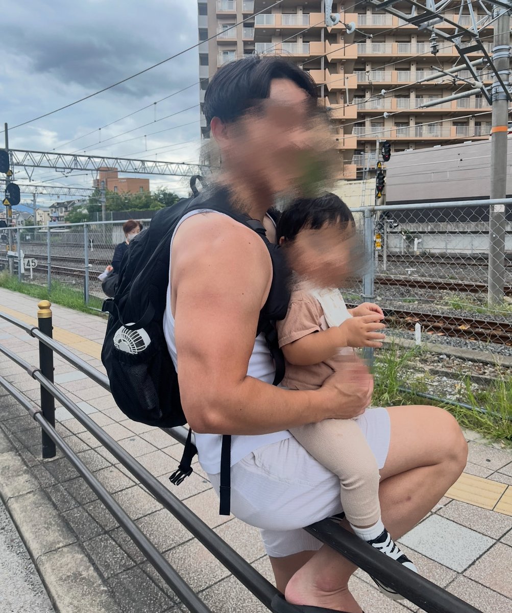 marugao_marui's tweet image. 妻のタイプが
儚くて可愛い系なんだけど
自分と似ても似つかず悩み

←妻のタイプ vs 自分の系統→