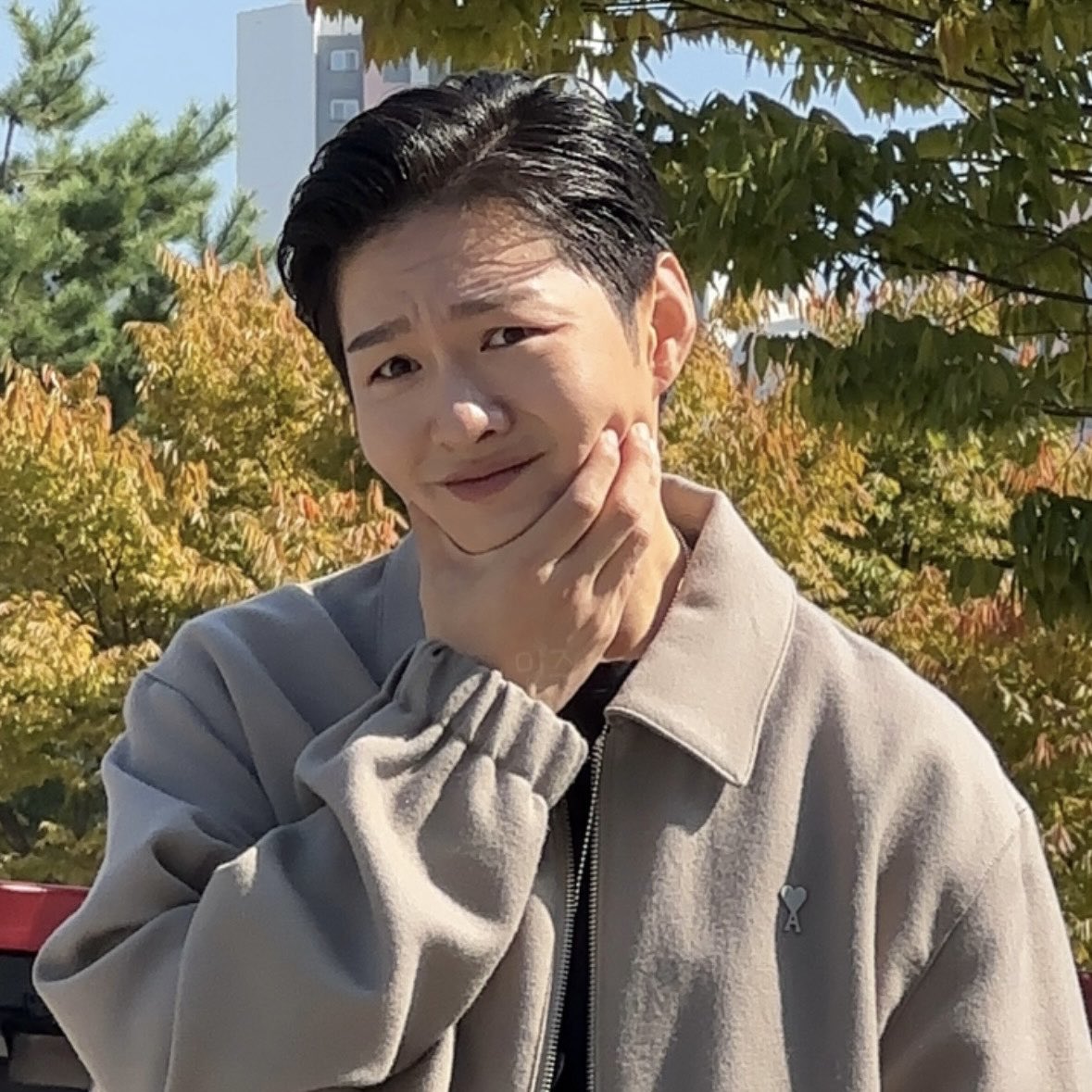 1년 전 오늘, 모든 게 다 참 예뻤지♥︎

#이창섭 #창섭 #비투비 #241012