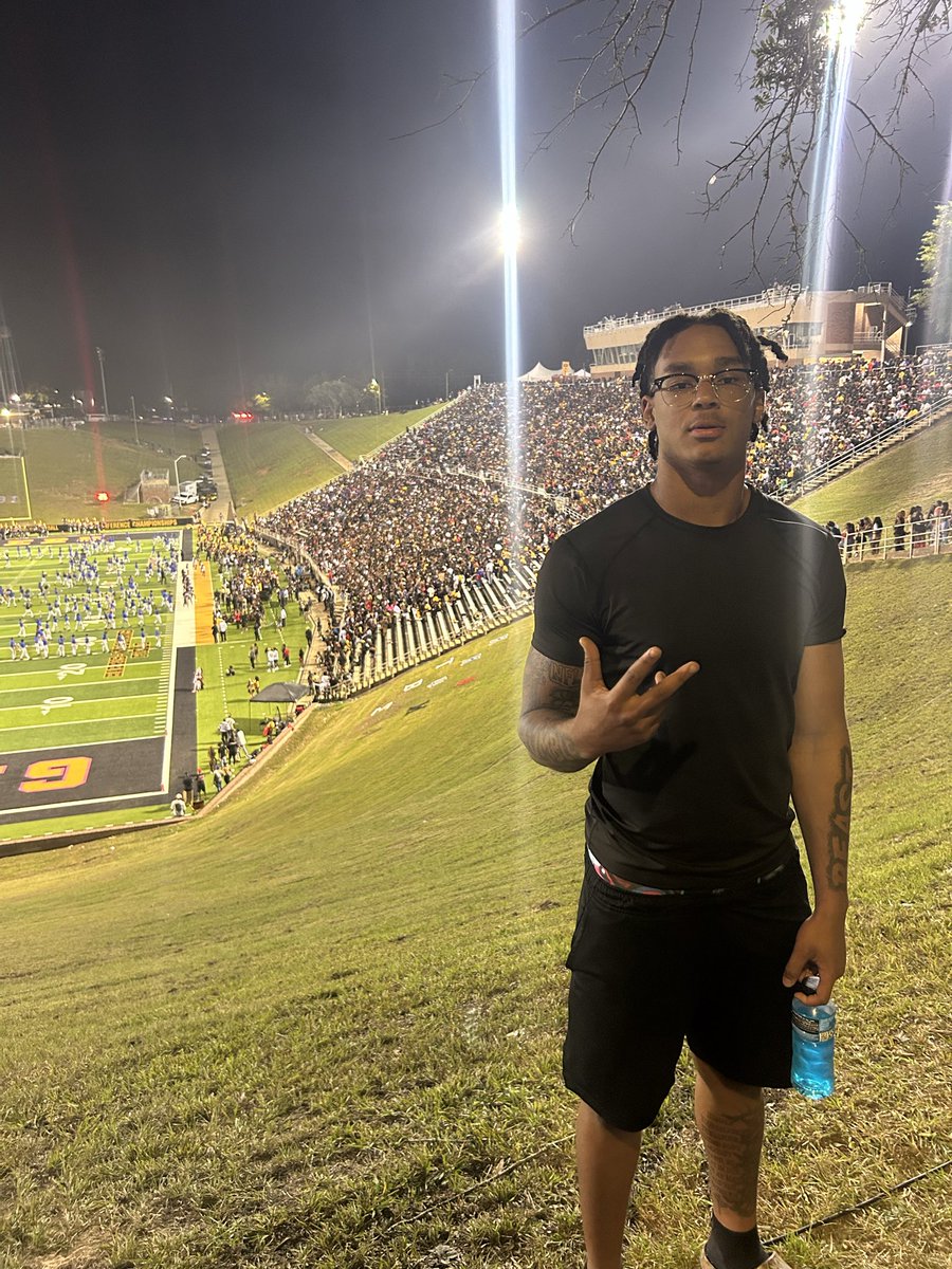 gabebobbitt0's tweet image. Preciate da hospitality at Grambling
#blessed
#GRAMFAM