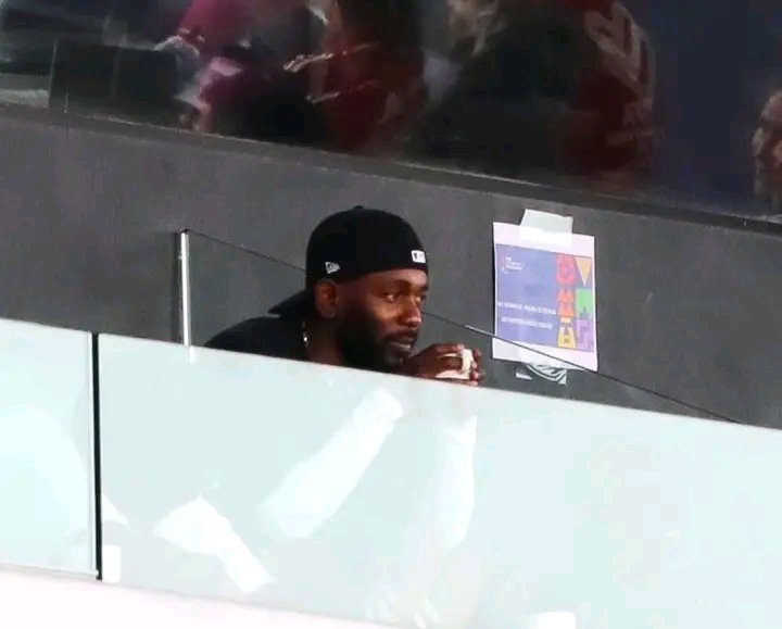 Kendrick Lamar last night at Travis Scott's CIRCUS MAXIMUS TOUR. @ FNB Stadium in Johannesburg